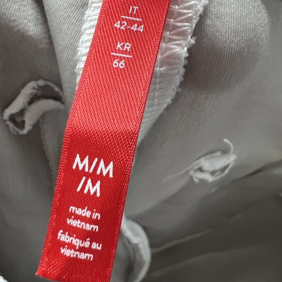 Spanx Women's Pants Size Medium White Boot Cut Pull On Slimming Stretch Cropped - Picture 4 of 6